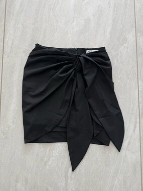 Zara Black Knot-Detail Mini Skirt